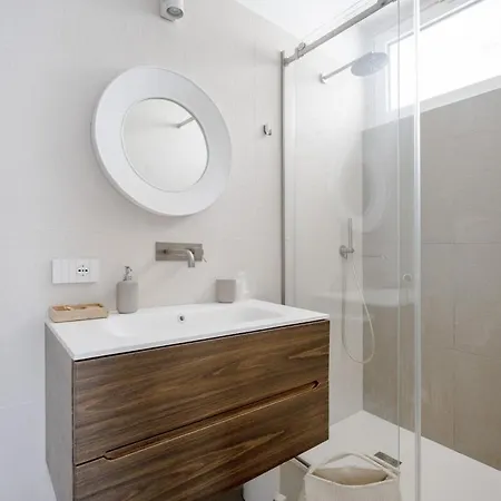 Palazzo Verdi - Seafront Luxe Retreat * Bari