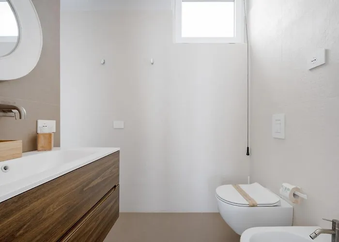 Palazzo Verdi - Seafront Luxe Retreat *
