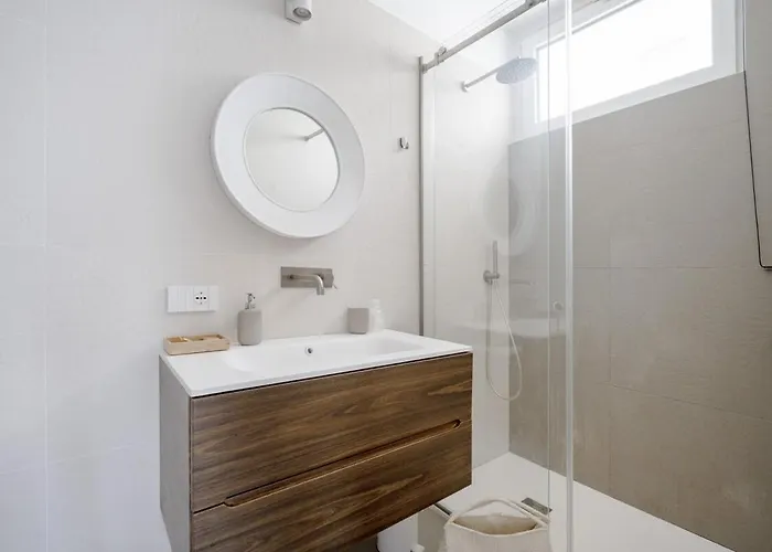 Palazzo Verdi - Seafront Luxe Retreat * Bari
